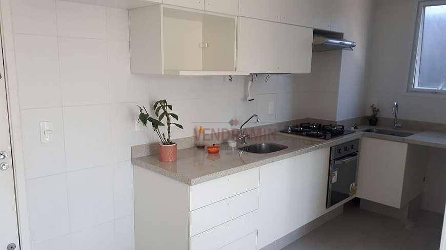 Apartamento à venda com 2 quartos, 35m² - Foto 8