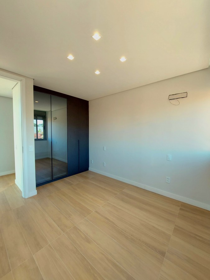 Casa de Condomínio à venda com 4 quartos, 300m² - Foto 19