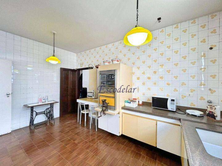 Apartamento à venda com 3 quartos, 158m² - Foto 22