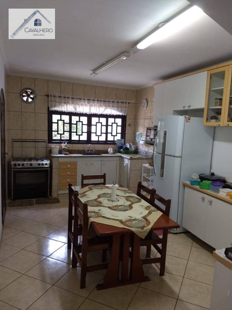 Sobrado à venda com 3 quartos, 324m² - Foto 20