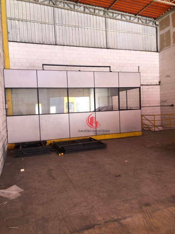 Depósito-Galpão-Armazém para alugar, 400m² - Foto 6