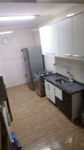 Apartamento à venda com 2 quartos, 72m² - Foto 22