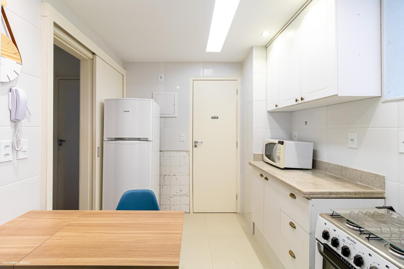 Apartamento à venda com 2 quartos, 80m² - Foto 11