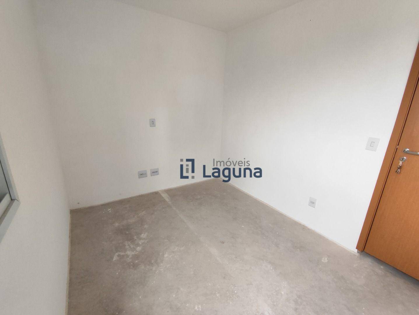 Apartamento à venda com 2 quartos, 59m² - Foto 32