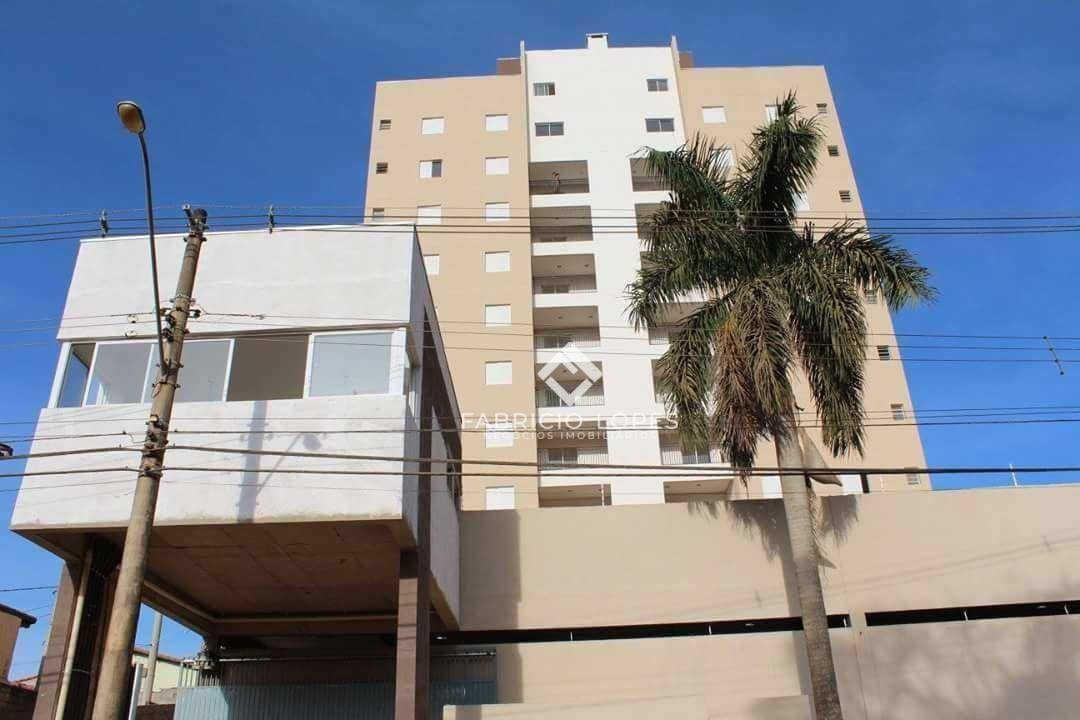 Apartamento à venda com 2 quartos, 69m² - Foto 12