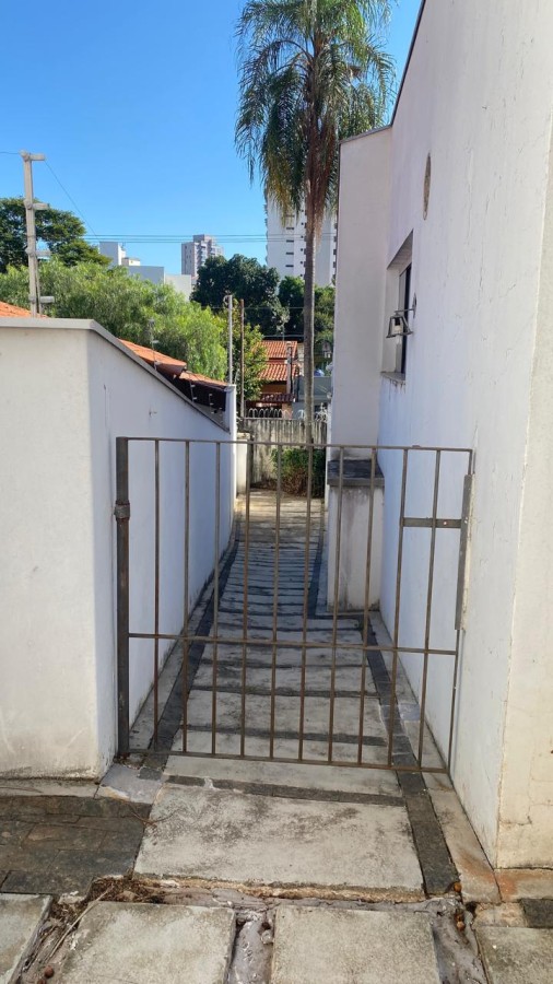 Casa para alugar com 4 quartos, 437m² - Foto 33