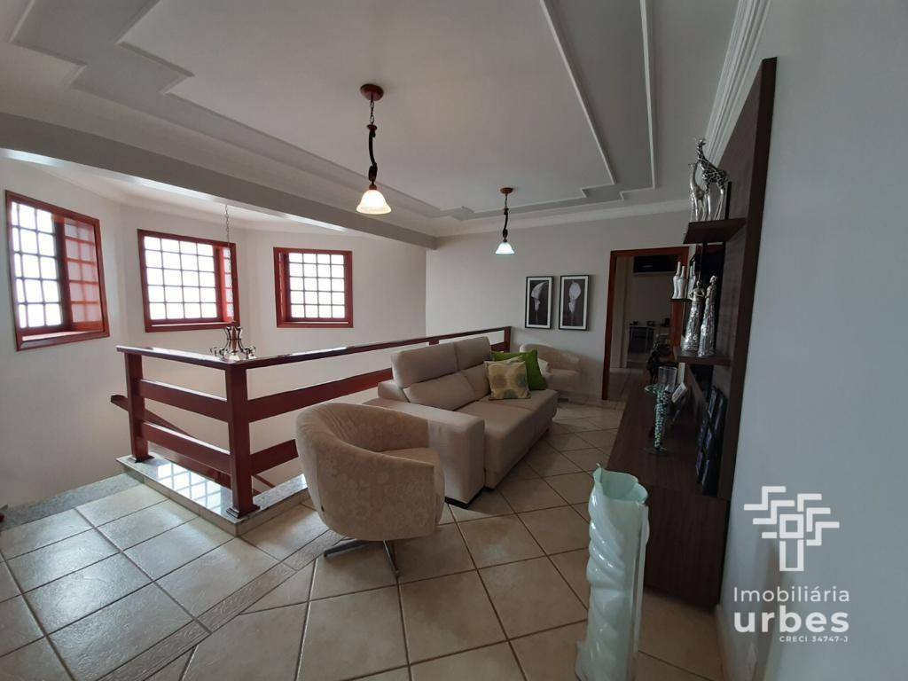 Casa de Condomínio à venda com 4 quartos, 400m² - Foto 26