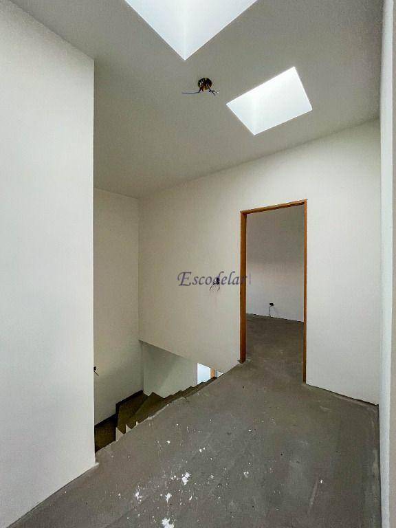 Sobrado à venda com 4 quartos, 380m² - Foto 31