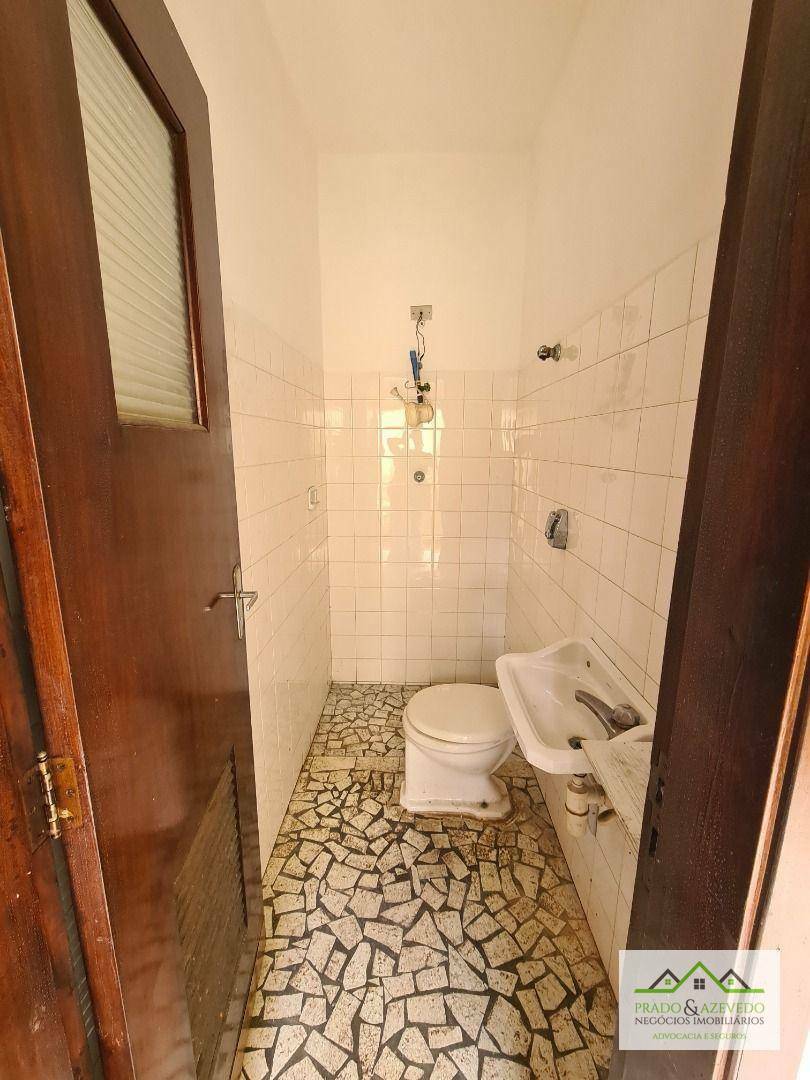 Casa para alugar com 3 quartos, 207m² - Foto 19
