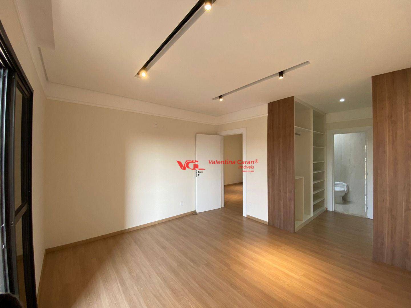 Sobrado à venda com 3 quartos, 320M2 - Foto 28