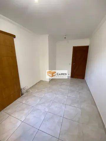 Apartamento à venda com 3 quartos, 77m² - Foto 2