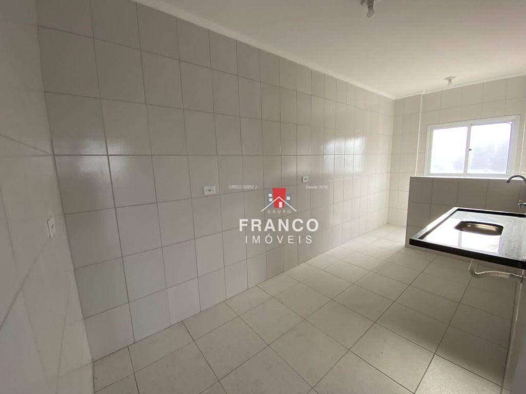 Apartamento à venda com 2 quartos, 67m² - Foto 9