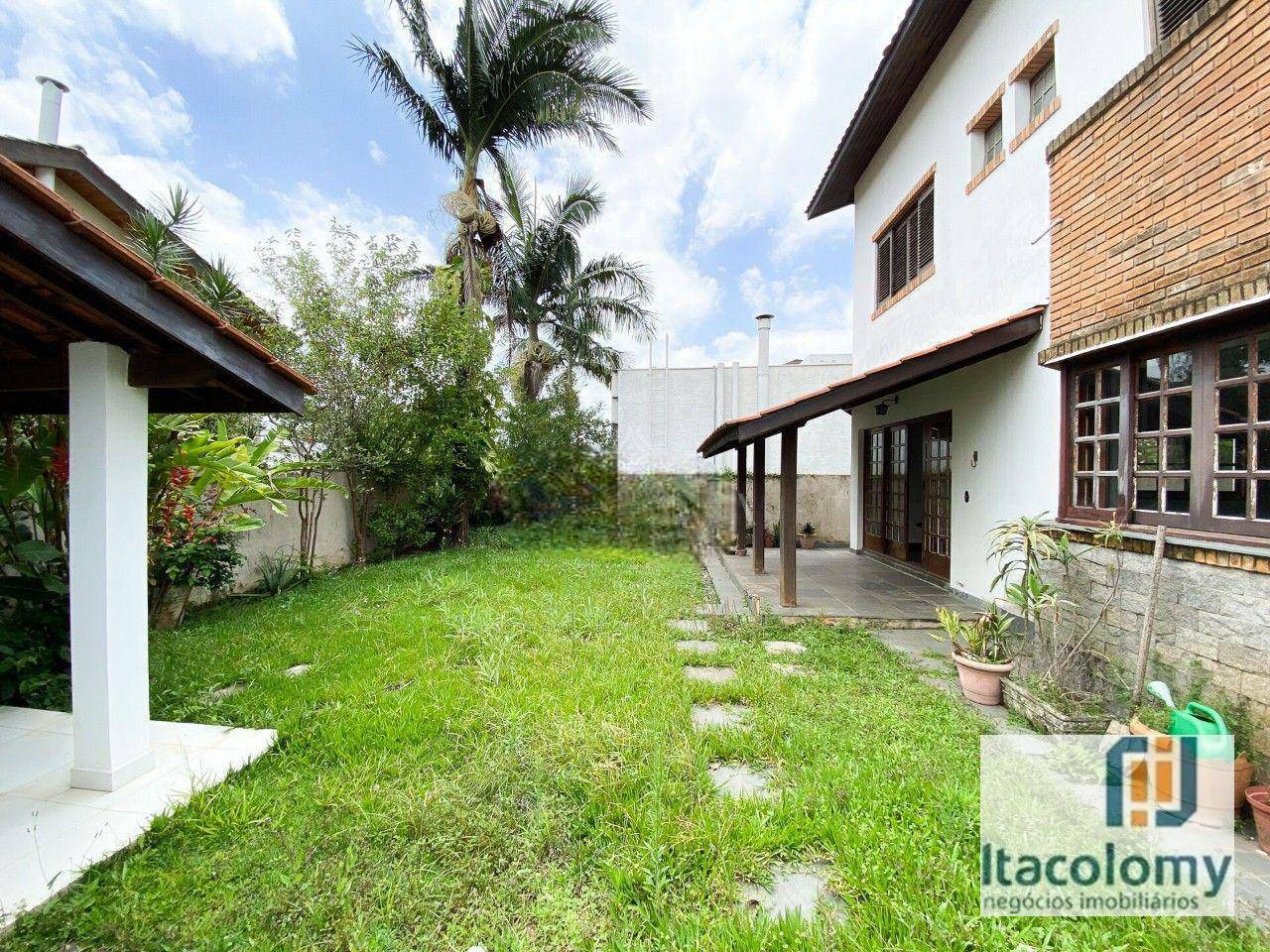 Casa de Condomínio à venda com 3 quartos, 268m² - Foto 30