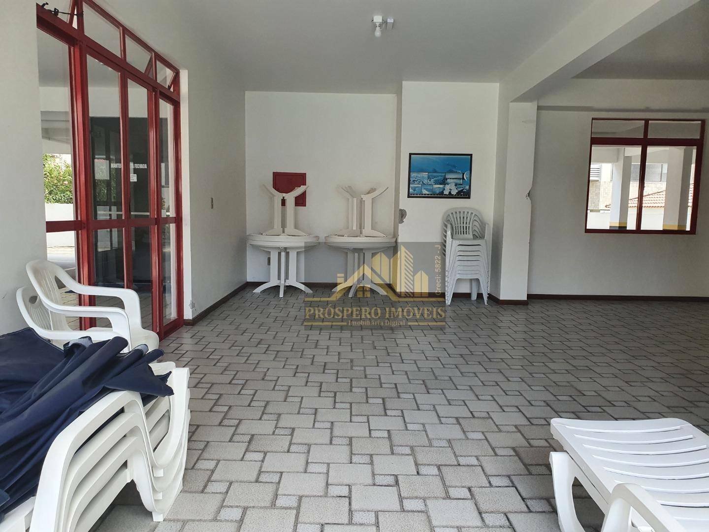 Apartamento à venda com 2 quartos, 77m² - Foto 33