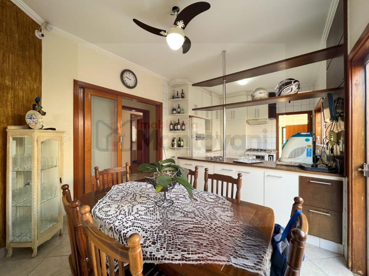 Casa à venda com 3 quartos, 540m² - Foto 6