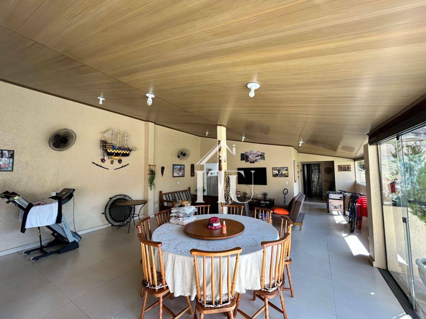 Chácara à venda e aluguel com 6 quartos, 288m² - Foto 20