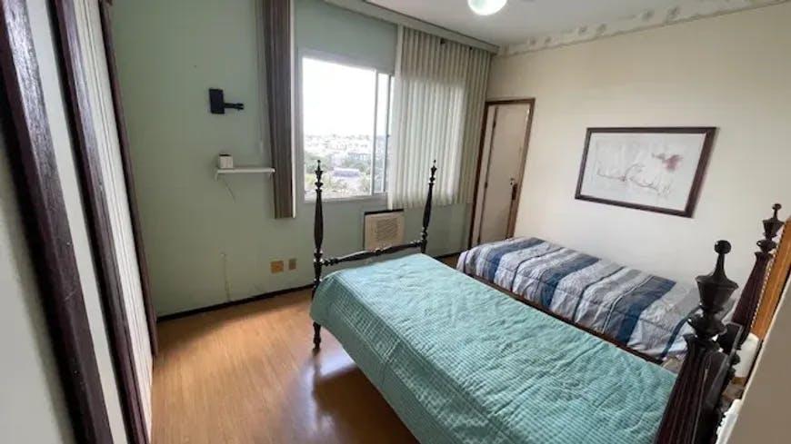 Apartamento à venda com 3 quartos, 107m² - Foto 8