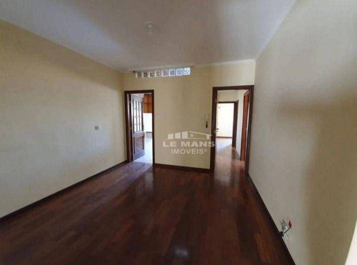 Casa à venda com 2 quartos, 140m² - Foto 11