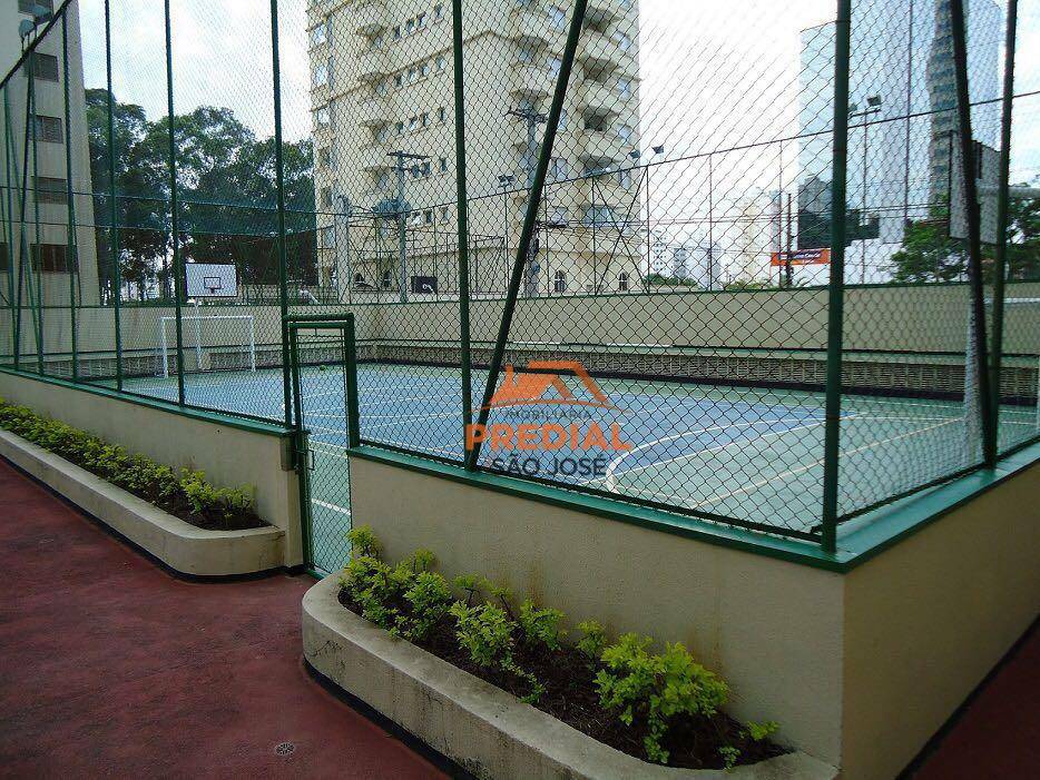 Apartamento à venda com 2 quartos, 75m² - Foto 22