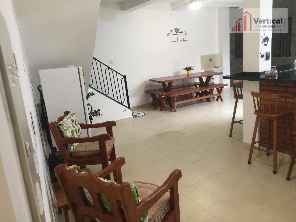 Sobrado à venda e aluguel com 4 quartos, 353m² - Foto 12