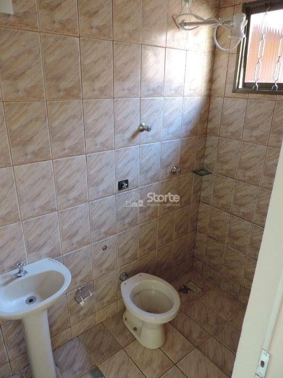 Casa à venda com 6 quartos, 309m² - Foto 48