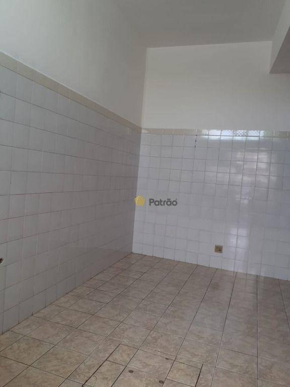 Sobrado à venda com 2 quartos, 246m² - Foto 24