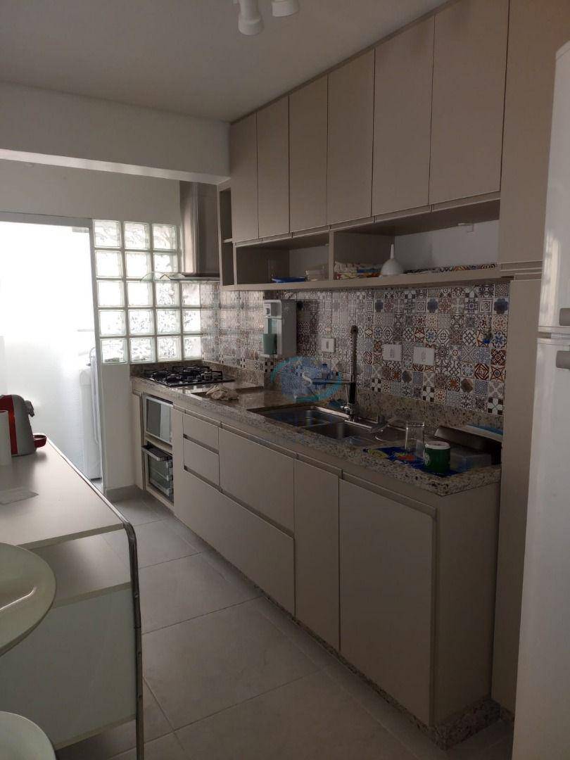 Apartamento para alugar com 3 quartos, 68m² - Foto 3