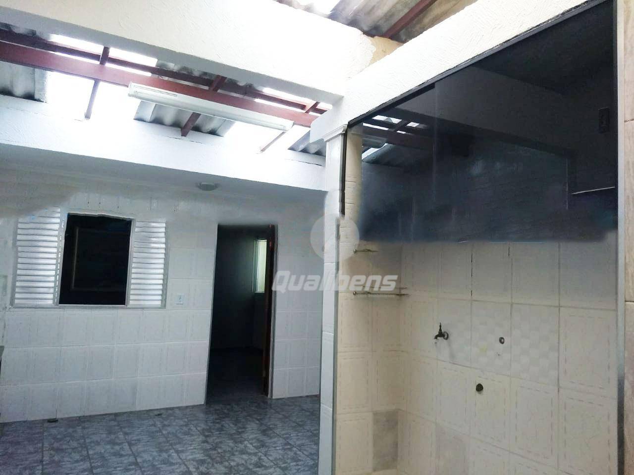 Casa à venda com 3 quartos, 130m² - Foto 13