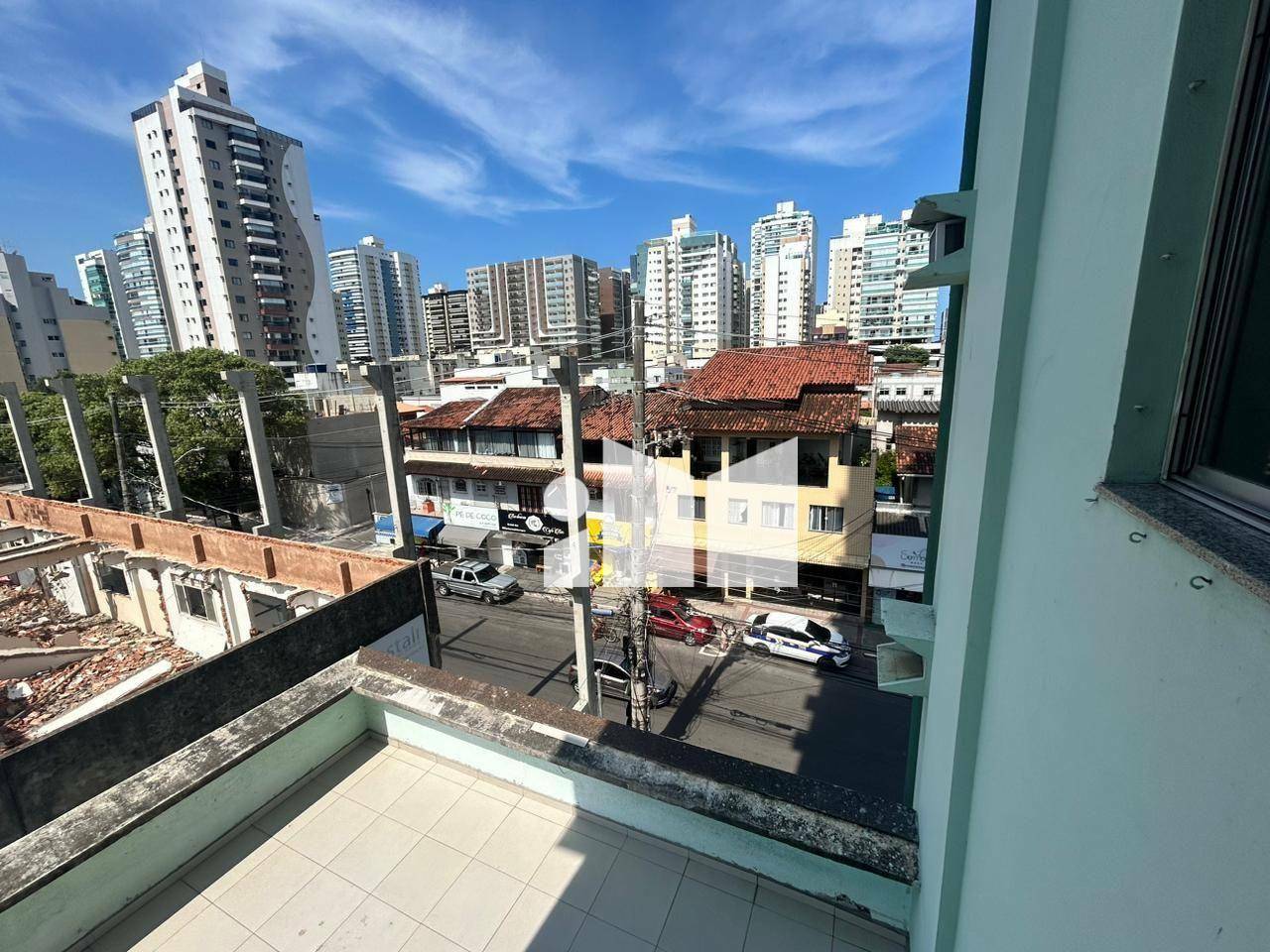 Apartamento à venda com 3 quartos, 90m² - Foto 2