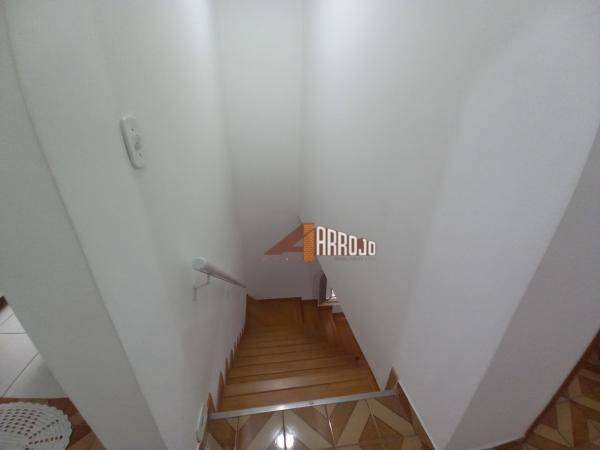 Sobrado à venda com 3 quartos, 160m² - Foto 8