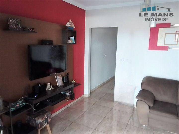 Casa à venda com 3 quartos, 170m² - Foto 6