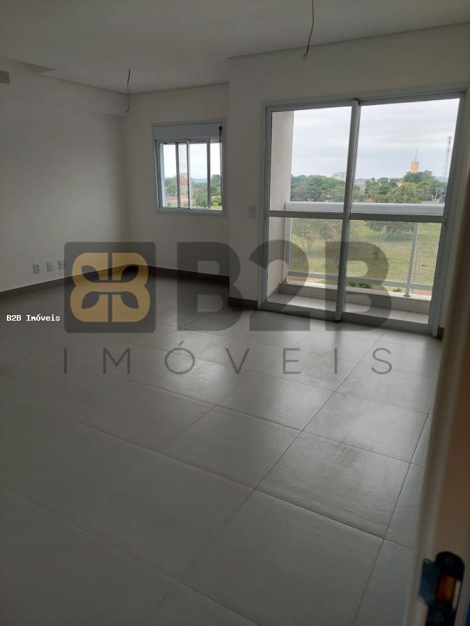 Apartamento à venda com 2 quartos, 69m² - Foto 3