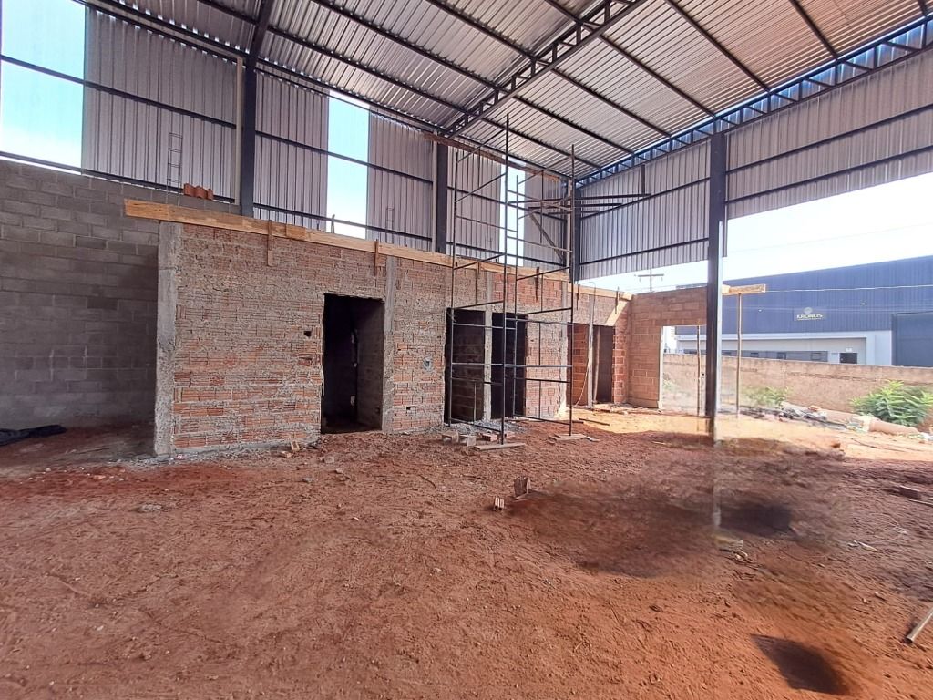 Depósito-Galpão-Armazém para alugar, 600m² - Foto 4