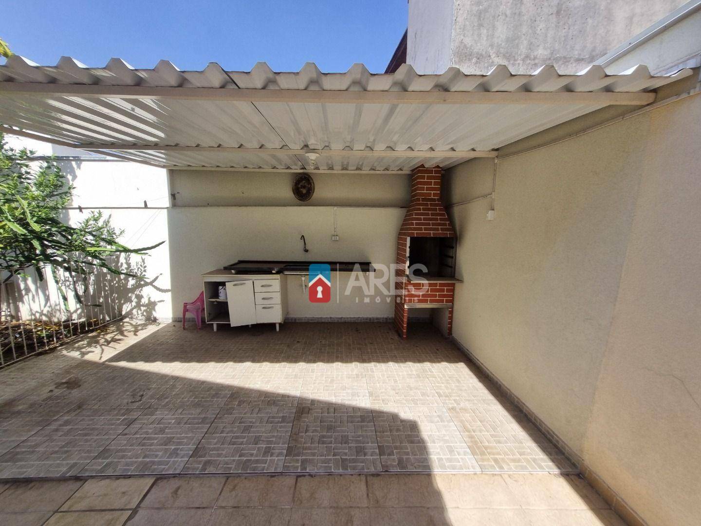 Casa à venda com 3 quartos, 132m² - Foto 12