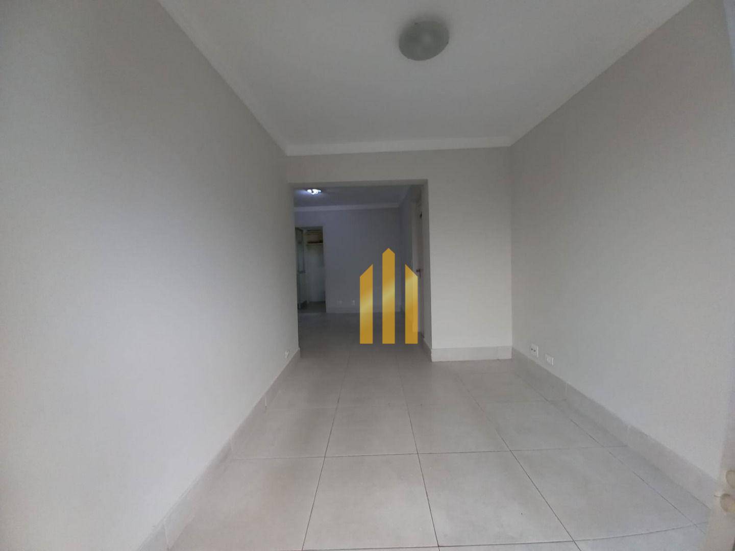 Apartamento para alugar com 3 quartos, 90m² - Foto 8