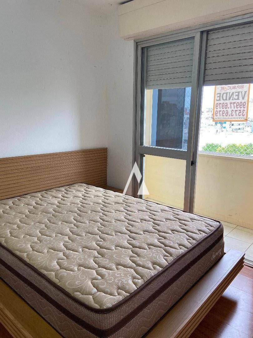 Apartamento à venda com 1 quarto, 45m² - Foto 19