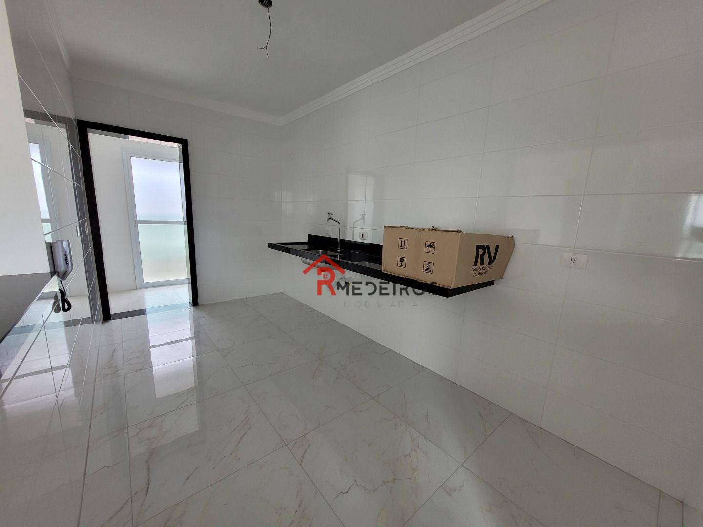 Apartamento à venda com 2 quartos, 93m² - Foto 3