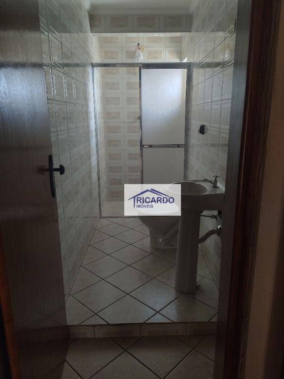 Sobrado à venda com 2 quartos, 170m² - Foto 24