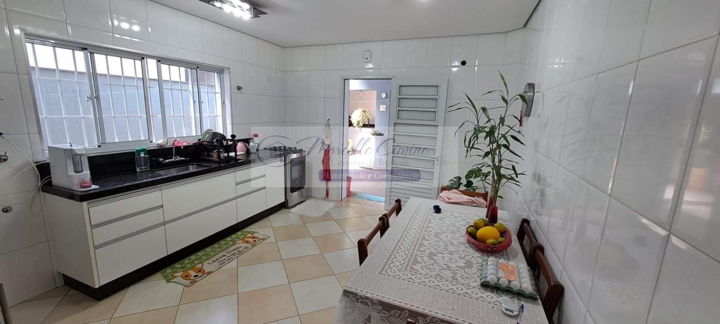 Casa à venda com 2 quartos, 125m² - Foto 6