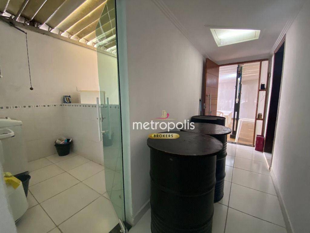 Sobrado à venda com 7 quartos, 317m² - Foto 11