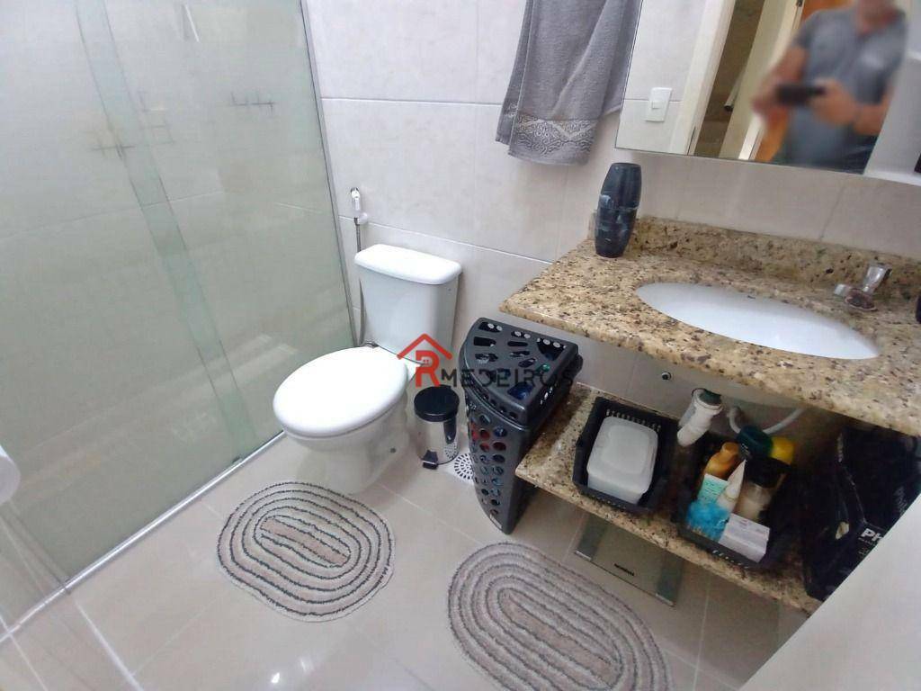 Sobrado à venda com 3 quartos, 300m² - Foto 21