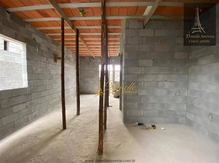 Casa à venda com 2 quartos, 75m² - Foto 27