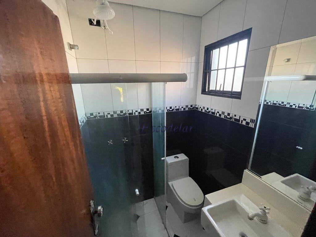 Sobrado à venda com 8 quartos, 320m² - Foto 22