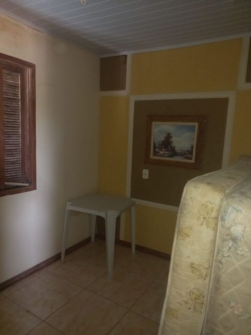 Casa à venda com 3 quartos, 100m² - Foto 2