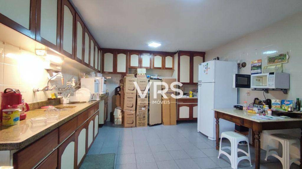 Apartamento à venda com 4 quartos, 220m² - Foto 8