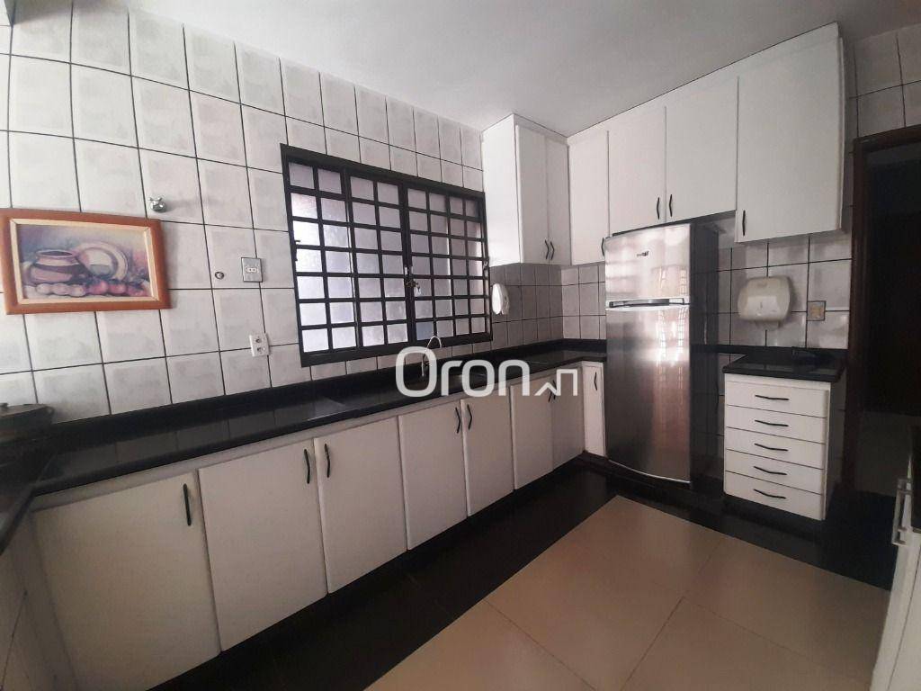 Sobrado à venda com 3 quartos, 270m² - Foto 15