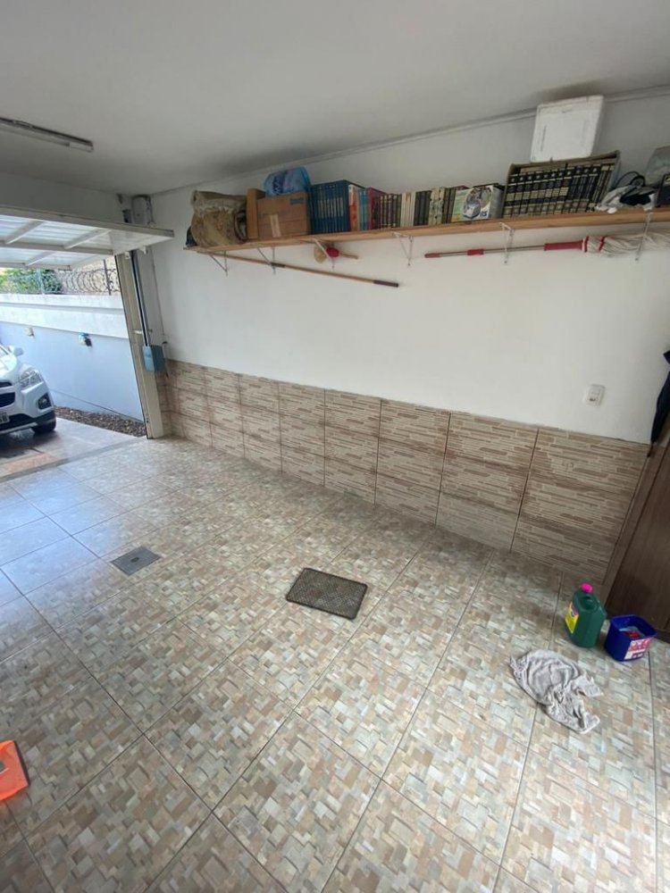 Casa à venda com 2 quartos, 240m² - Foto 18