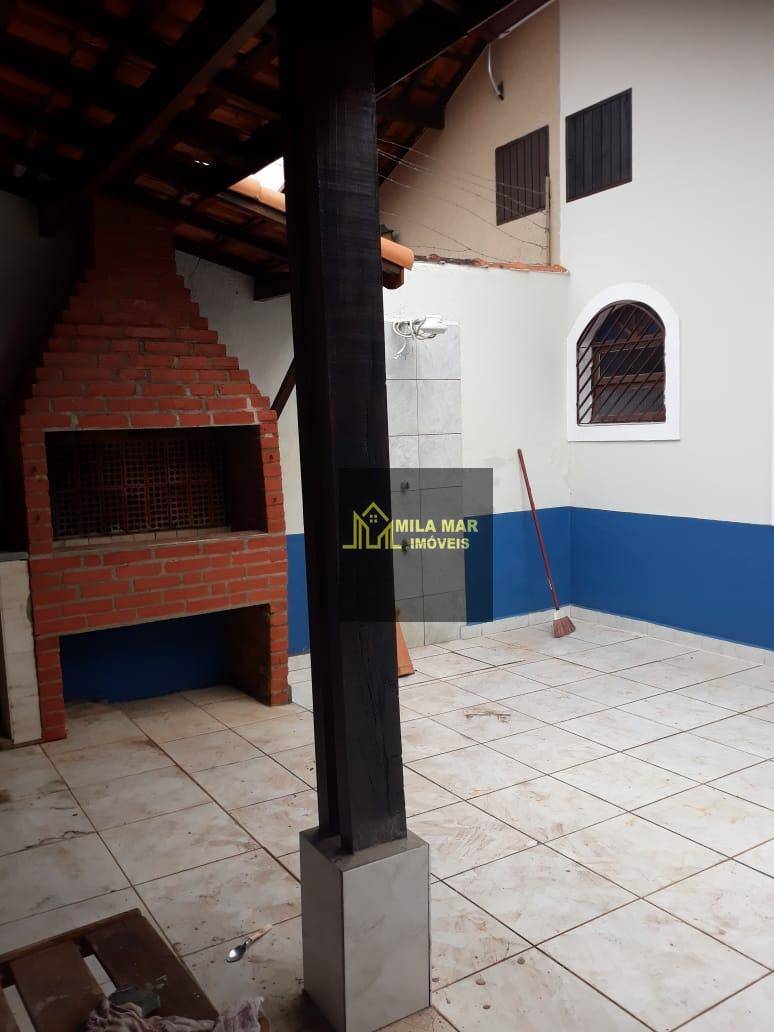 Casa à venda com 4 quartos, 125m² - Foto 4