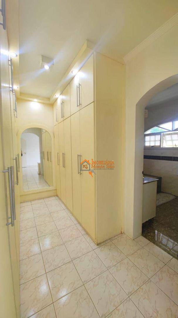 Sobrado à venda e aluguel com 3 quartos, 307m² - Foto 37