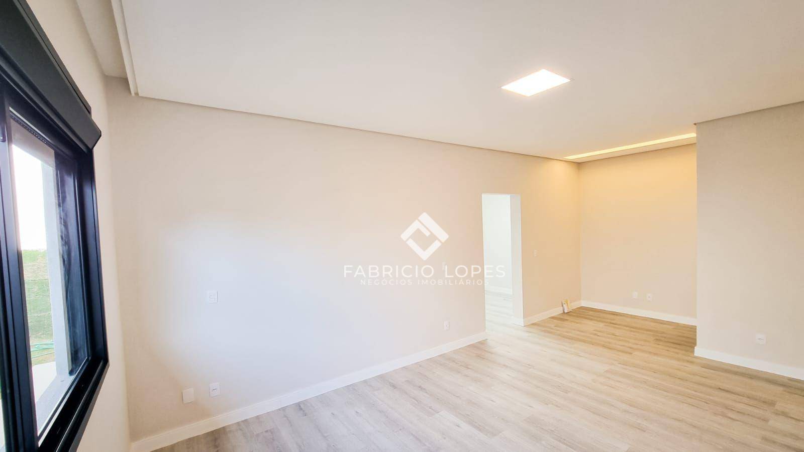 Casa à venda com 4 quartos, 300m² - Foto 17